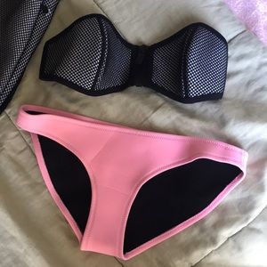 Brand new Triangl bikini complete set